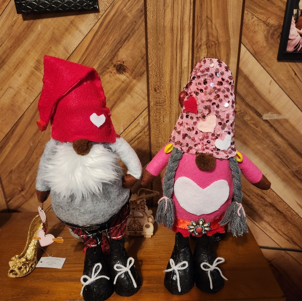 Handmade Gnomes - Picture 11 of 12